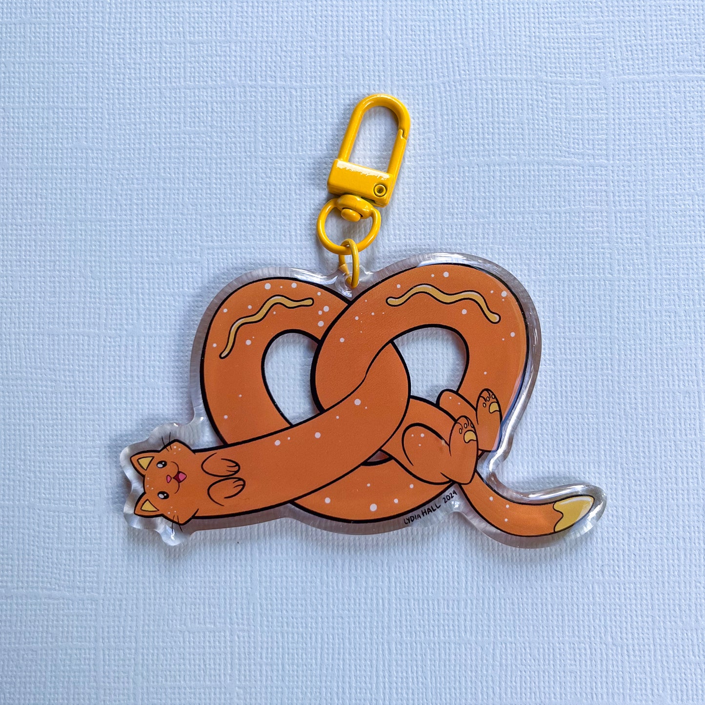 Pretzel Cat Keychain - Brown